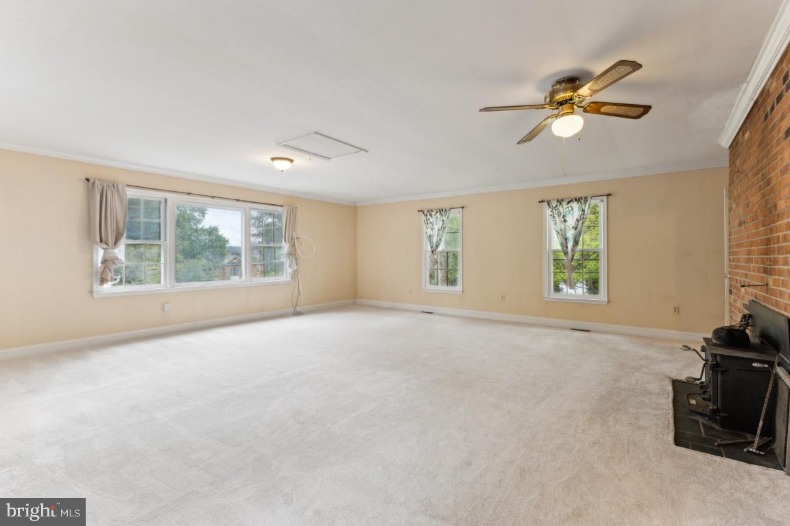 3146 Lookout Point Ct