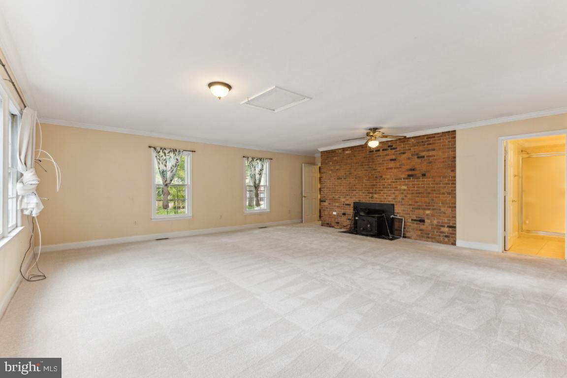 3146 Lookout Point Ct