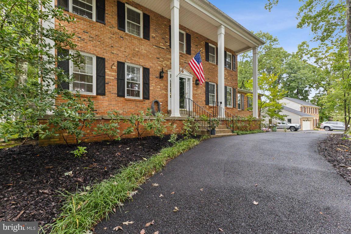 3146 Lookout Point Ct