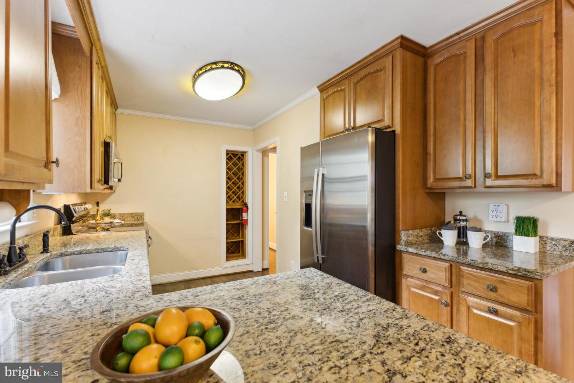3146 Lookout Point Ct