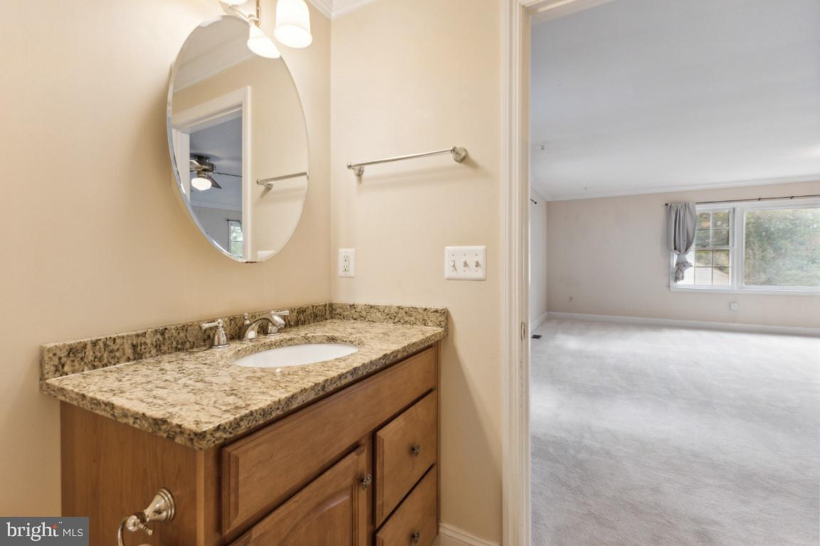 3146 Lookout Point Ct