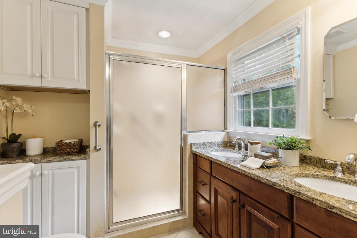3146 Lookout Point Ct
