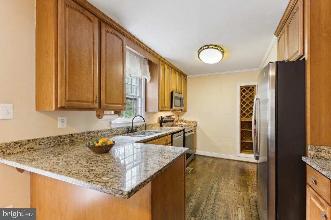 3146 Lookout Point Ct