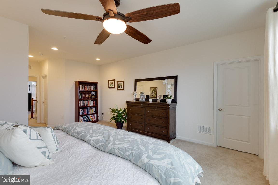 7586 BRUNSON CIR