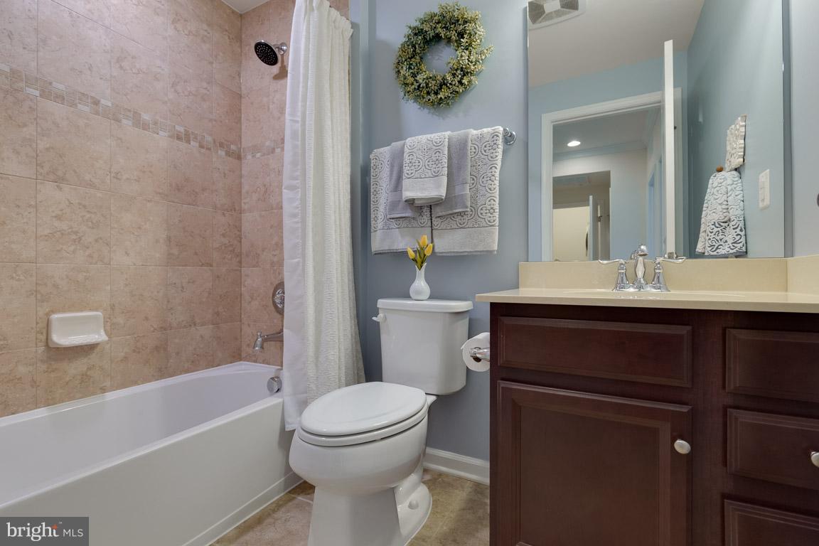 7586 BRUNSON CIR