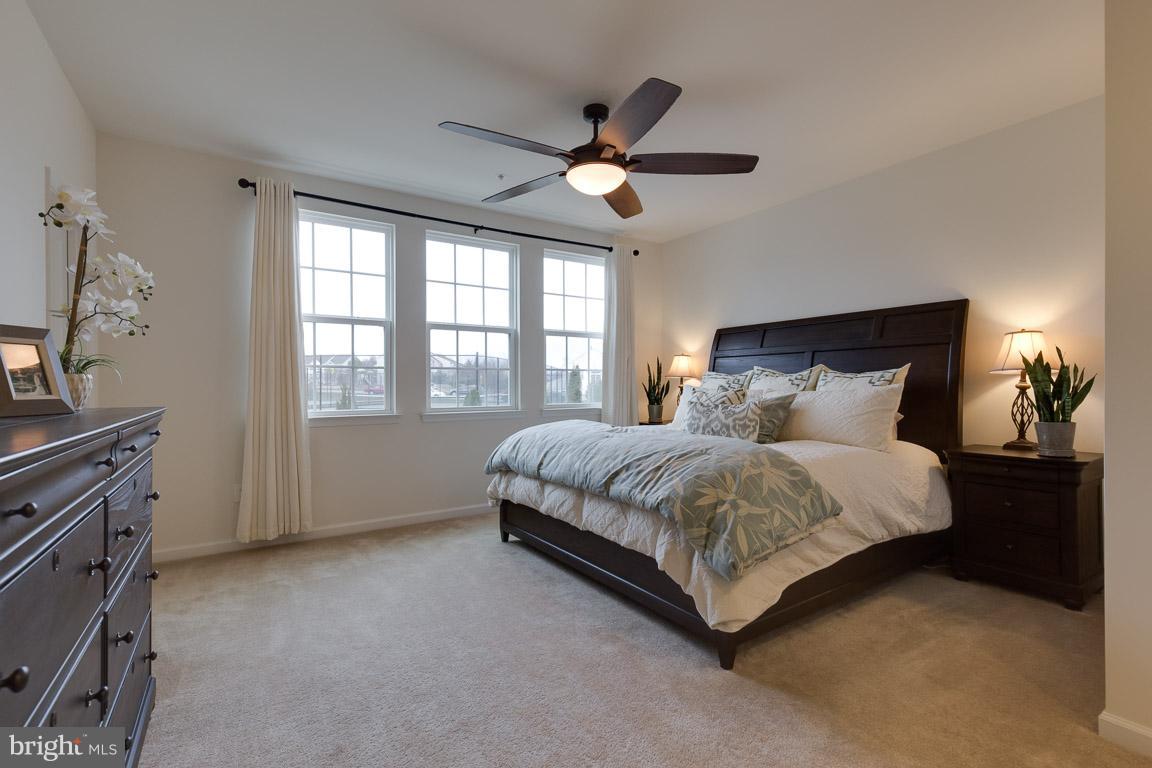 7586 BRUNSON CIR