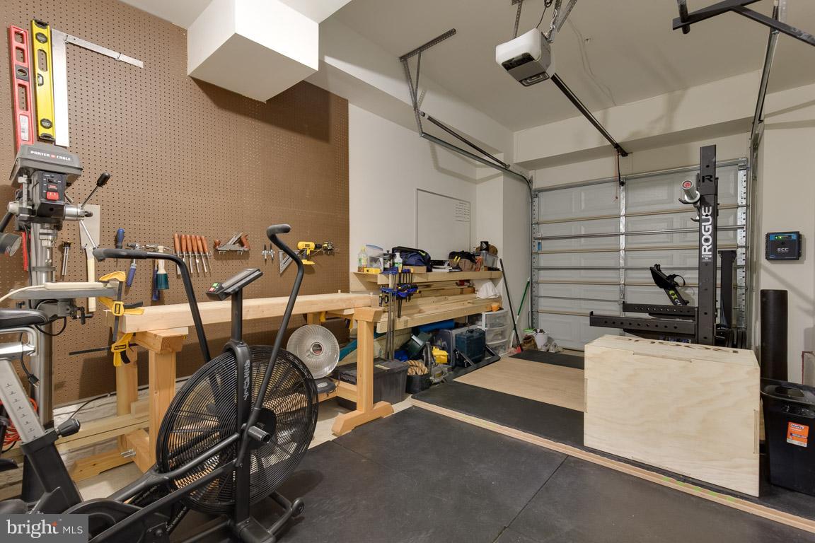 7586 BRUNSON CIR
