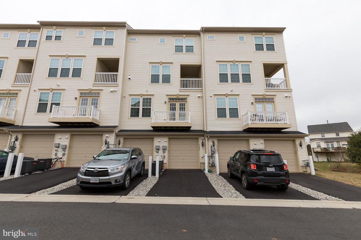 7586 BRUNSON CIR