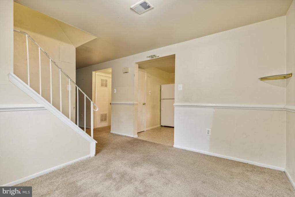12906 KENMAR DRIVE