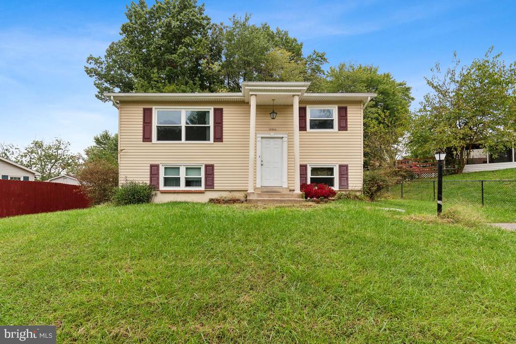 12906 KENMAR DRIVE