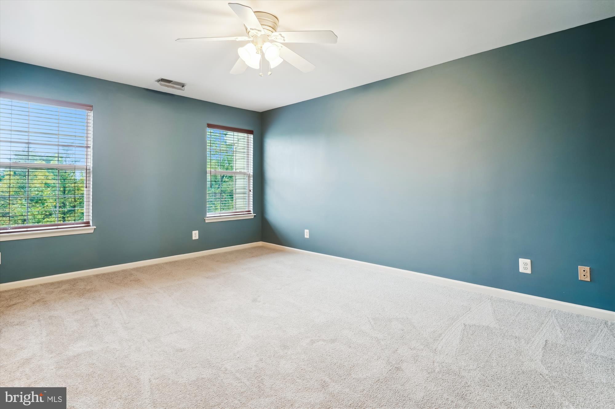 13318 Colchester Ferry Pl