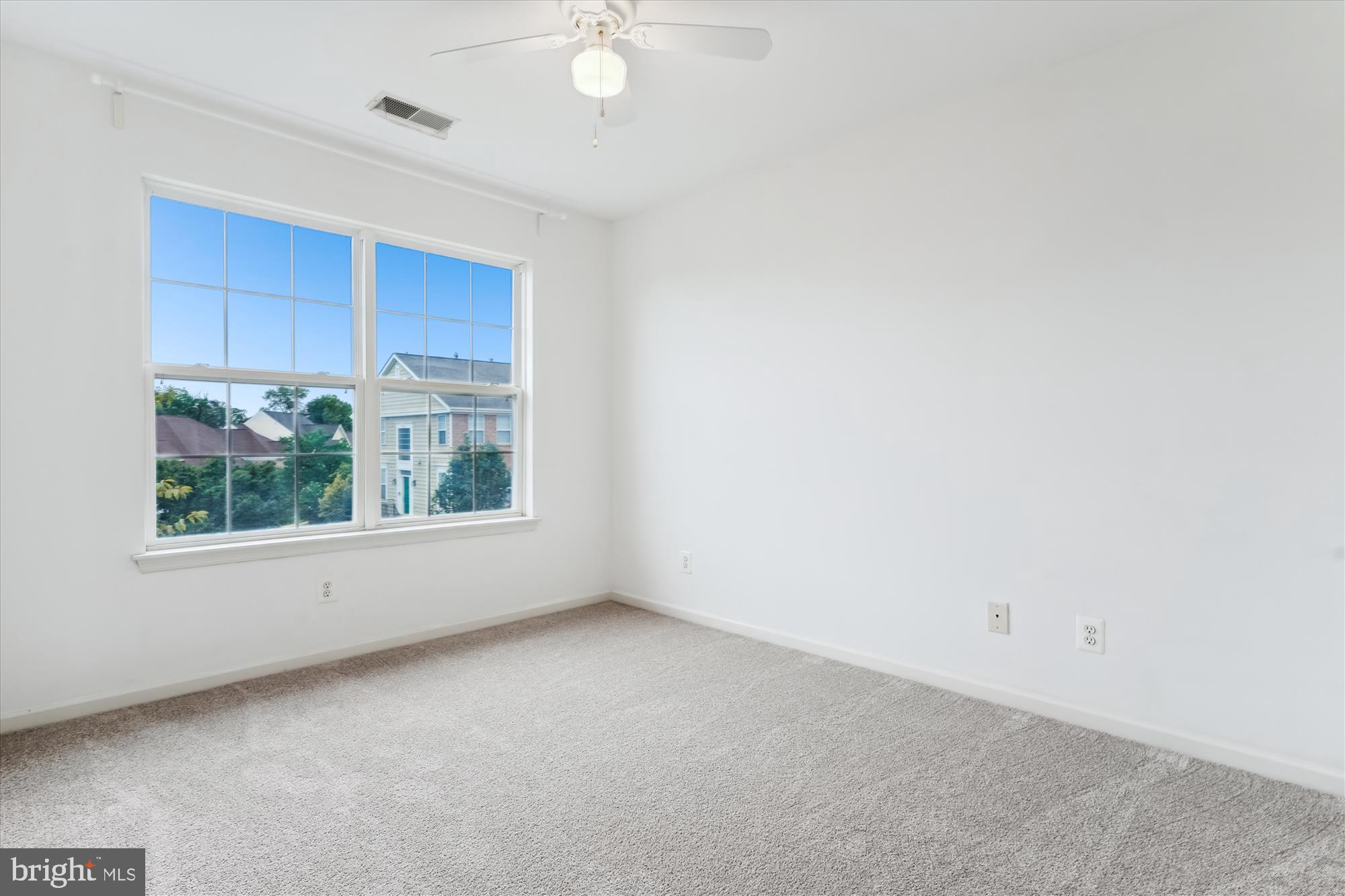 13318 Colchester Ferry Pl