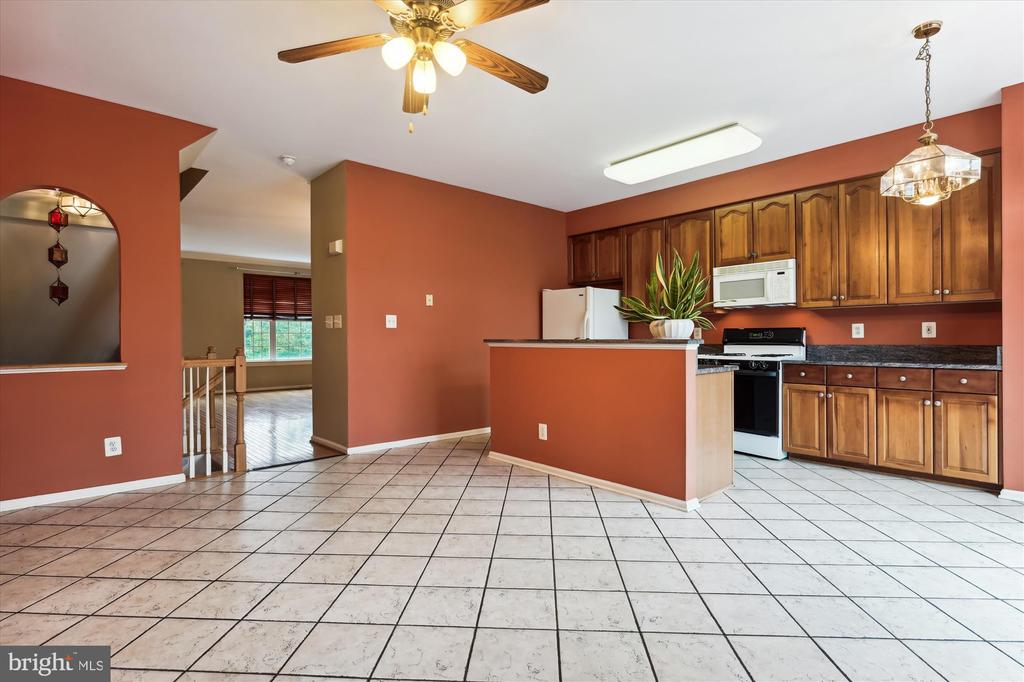 13318 Colchester Ferry Pl
