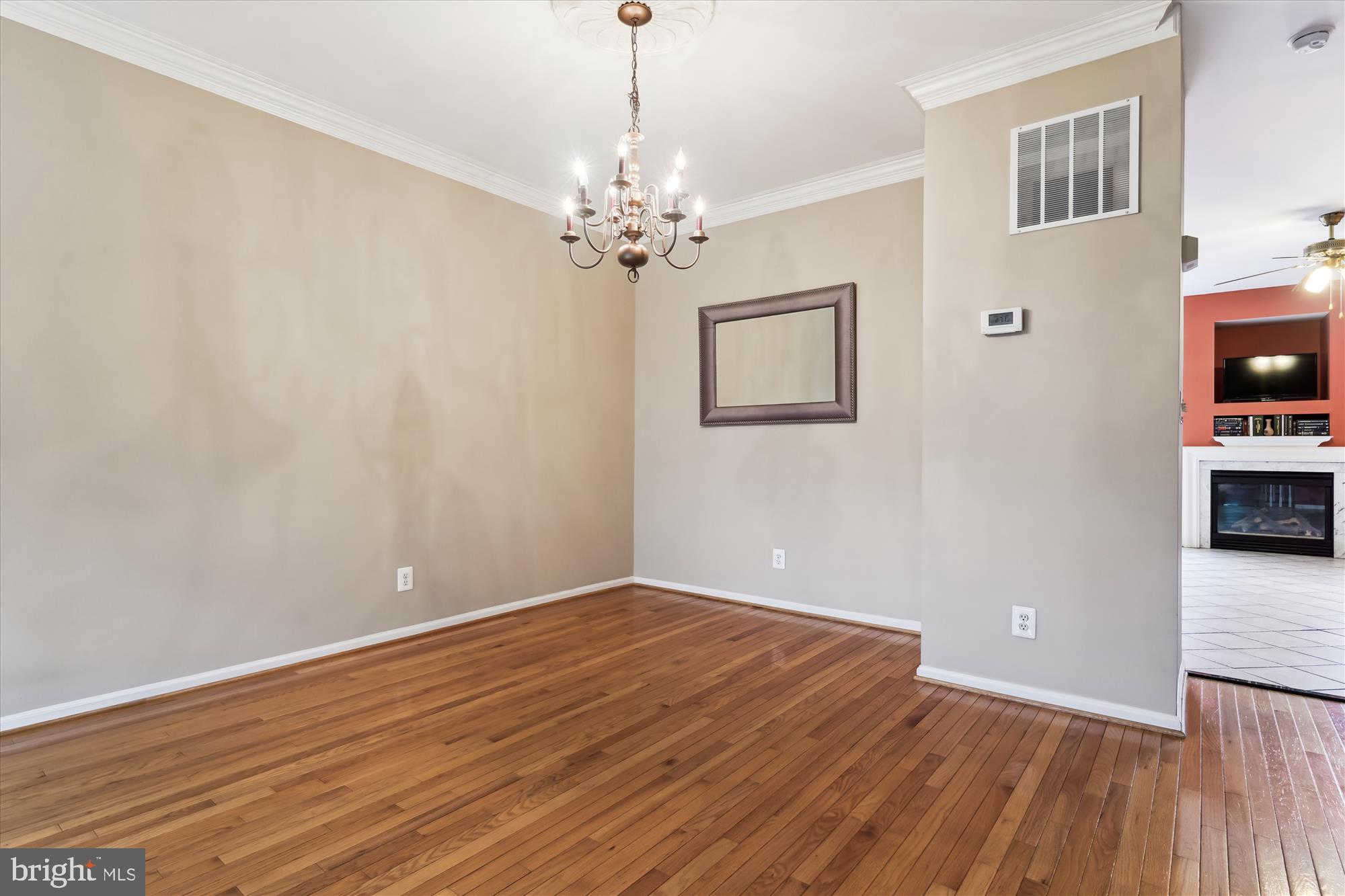 13318 Colchester Ferry Pl