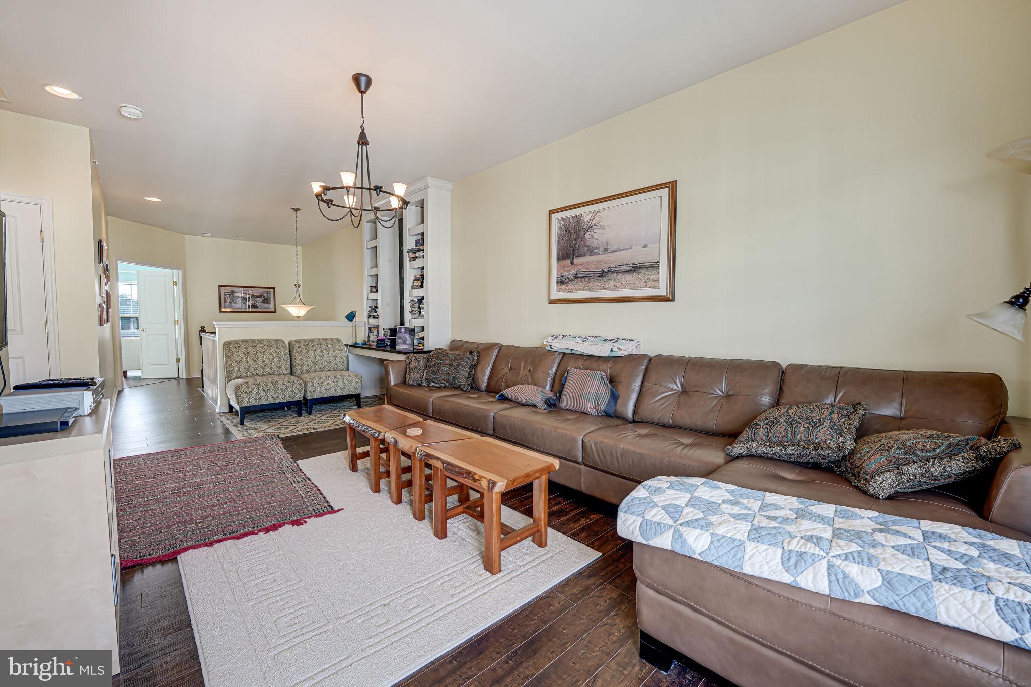 7935 Crescent Park Dr