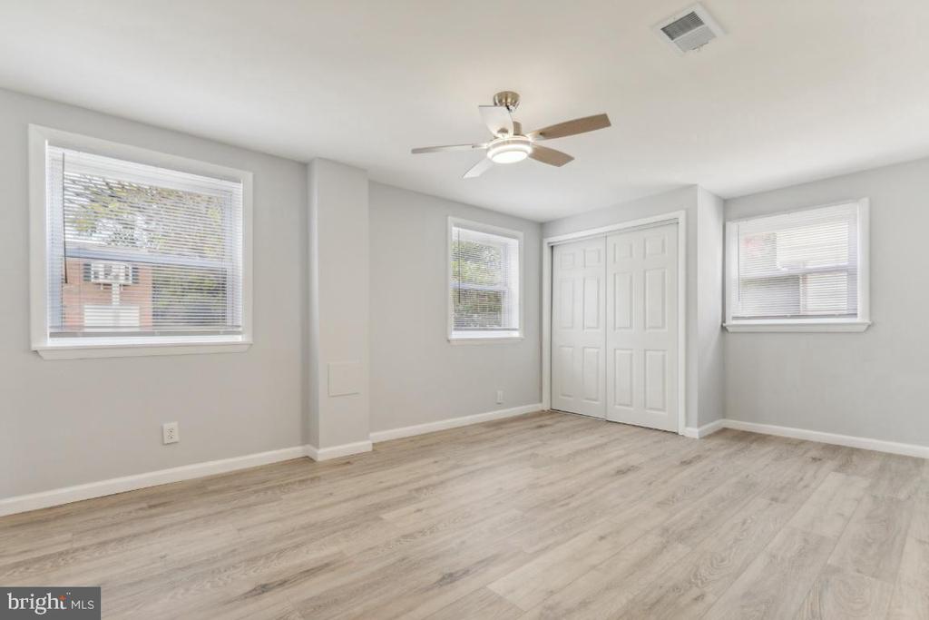5291 Mansfield Ct