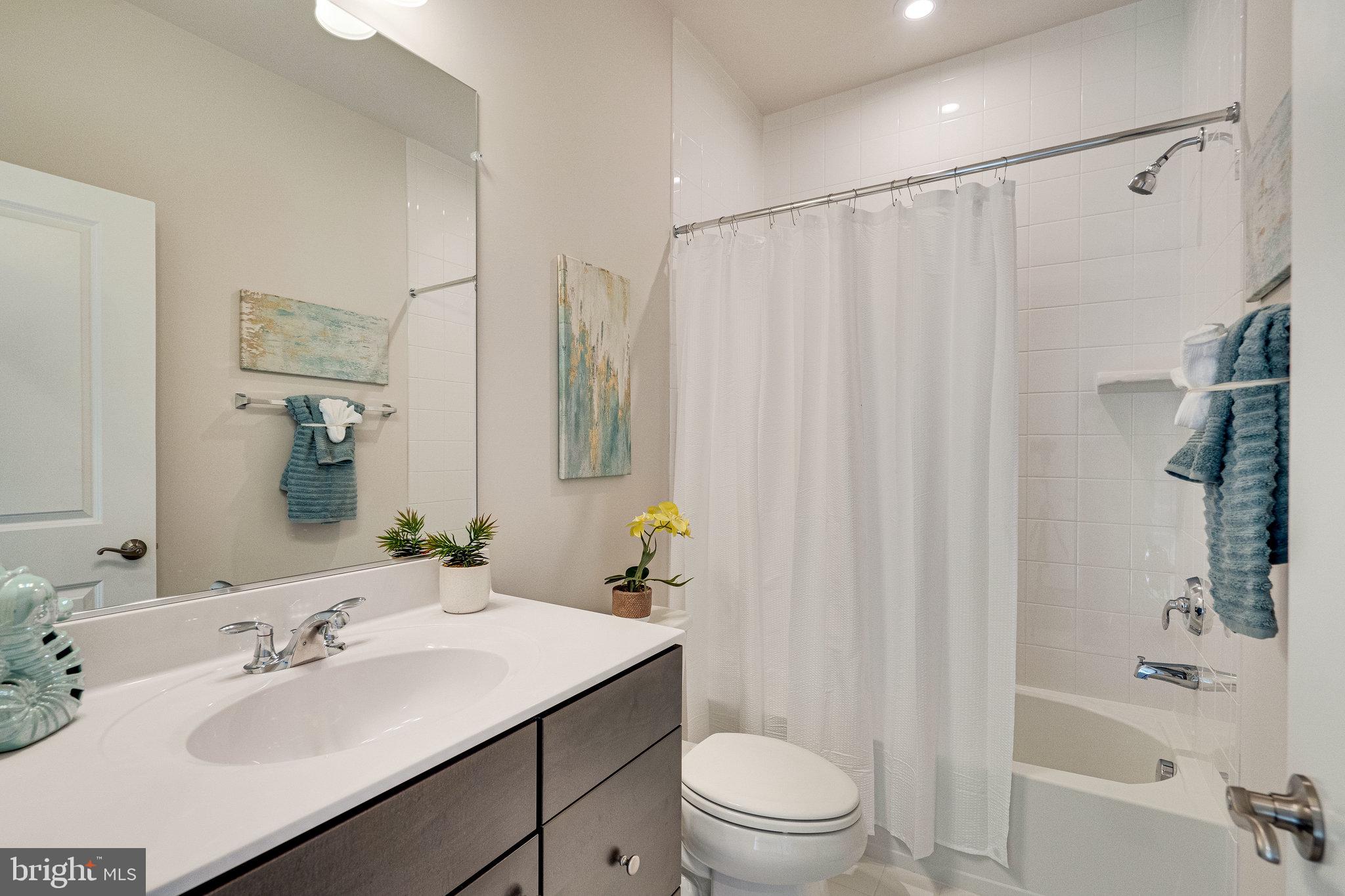 1765 AUTUMN MAPLE LEAF DRIVE