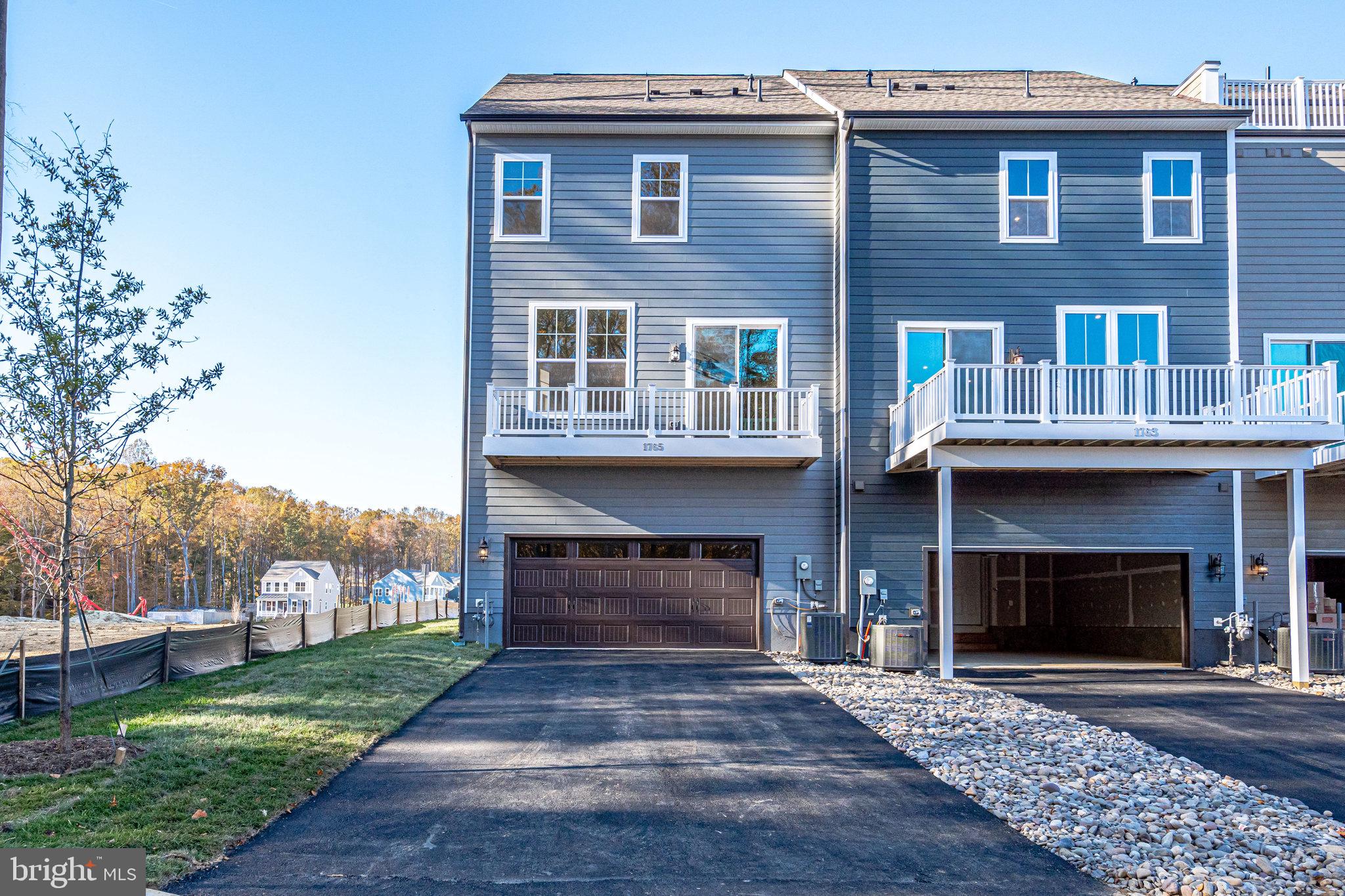 1765 AUTUMN MAPLE LEAF DRIVE