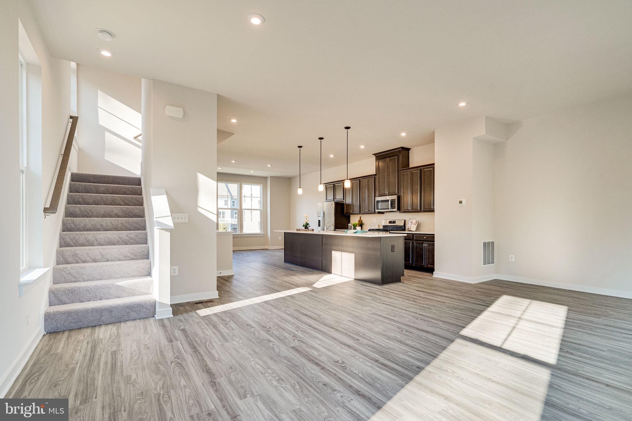 1765 AUTUMN MAPLE LEAF DRIVE