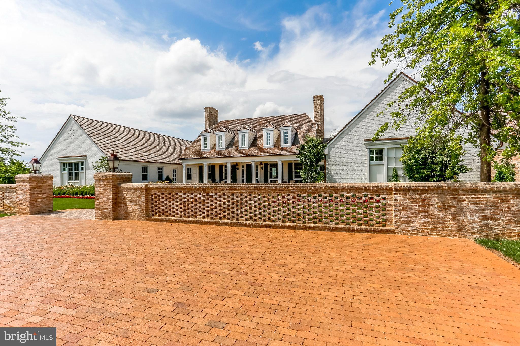 1765 AUTUMN MAPLE LEAF DRIVE