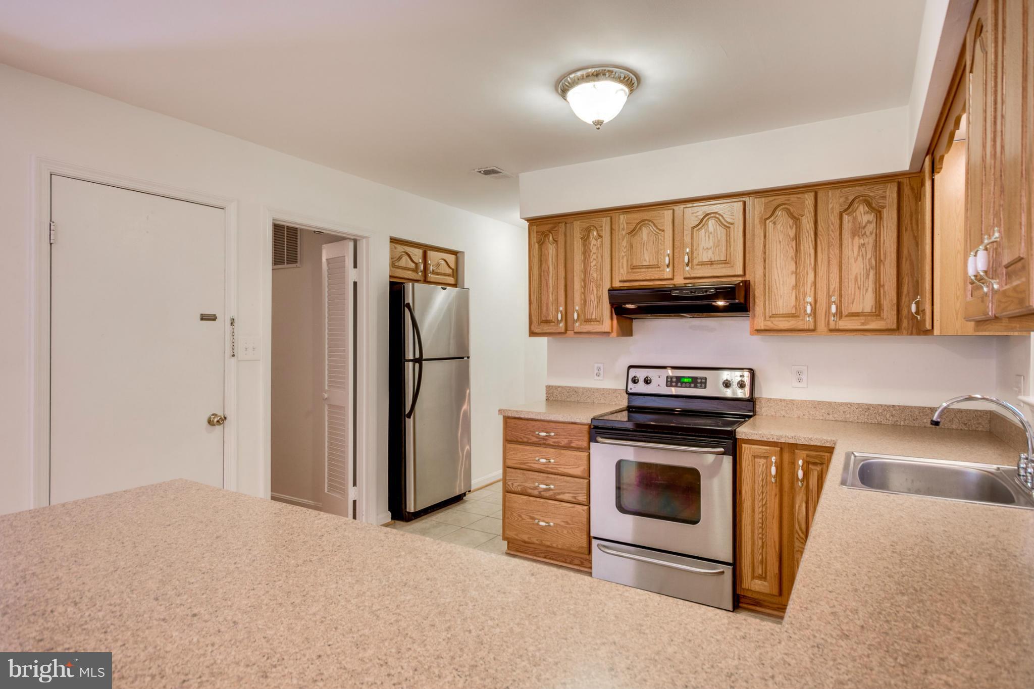 15996 GARDEN GATE CT