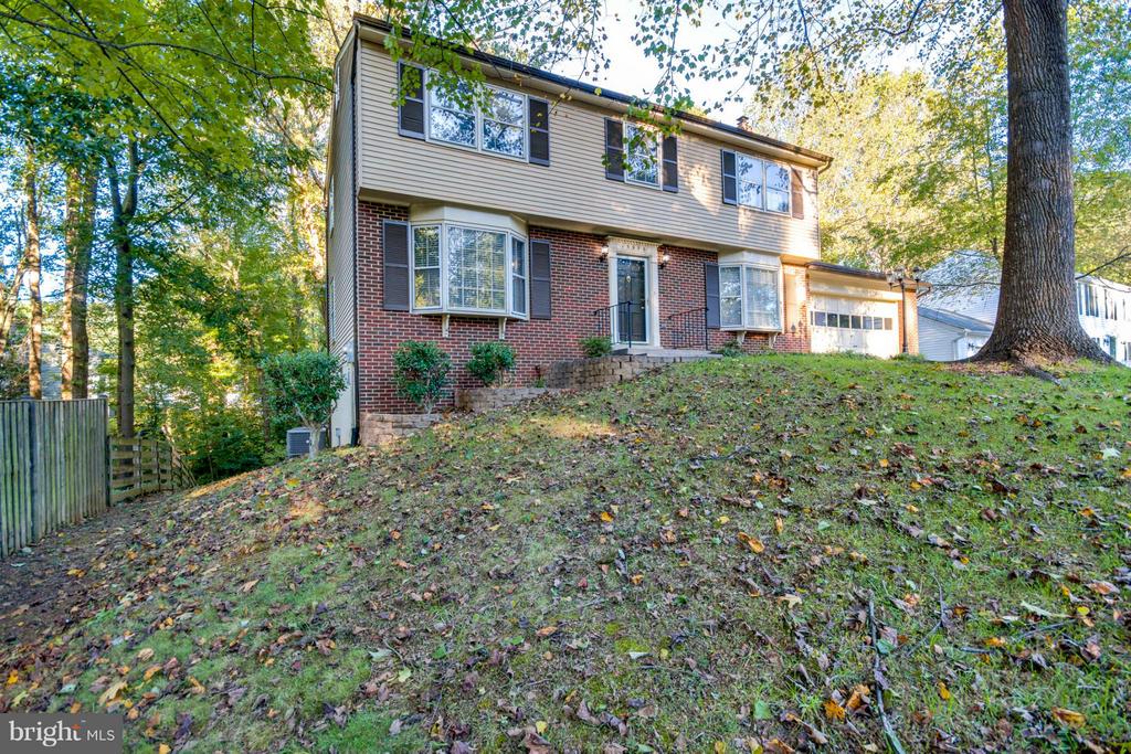 15996 GARDEN GATE CT