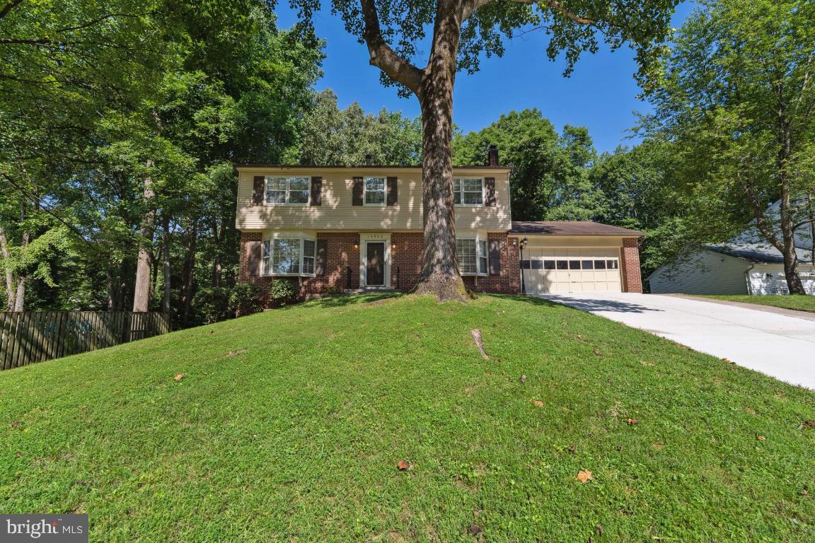 15996 GARDEN GATE CT