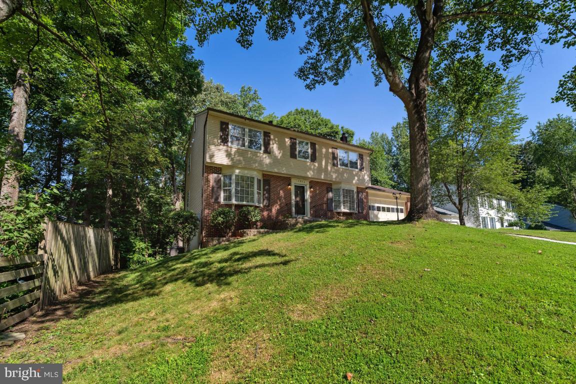15996 GARDEN GATE CT