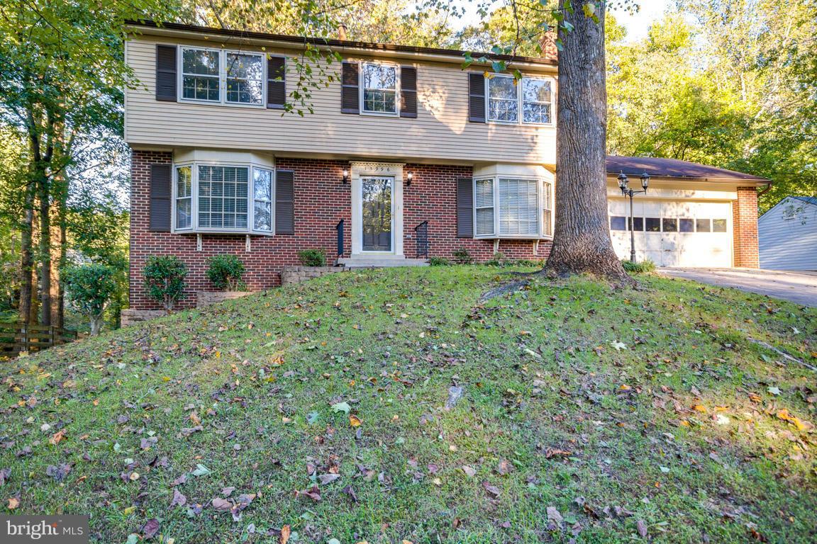 15996 GARDEN GATE CT