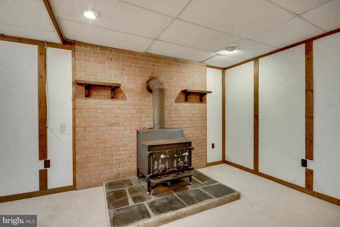15996 GARDEN GATE CT