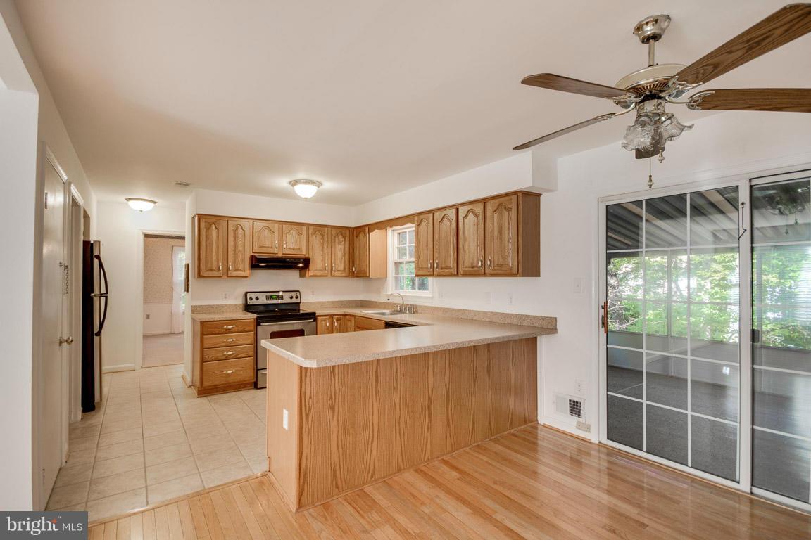 15996 GARDEN GATE CT