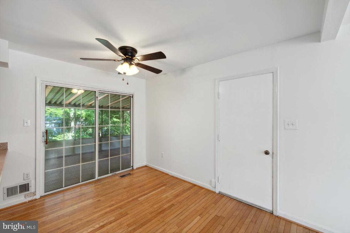 15996 GARDEN GATE CT