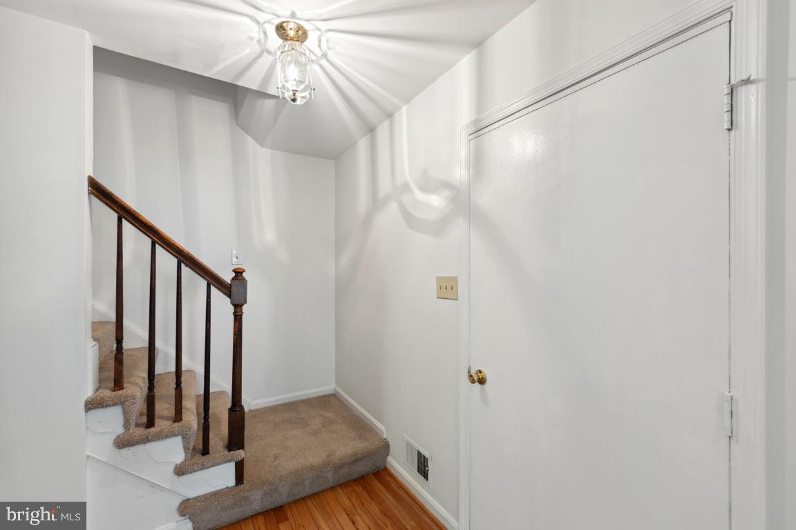 15996 GARDEN GATE CT