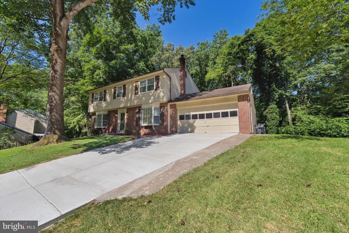 15996 GARDEN GATE CT