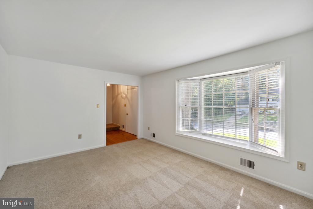 15996 GARDEN GATE CT