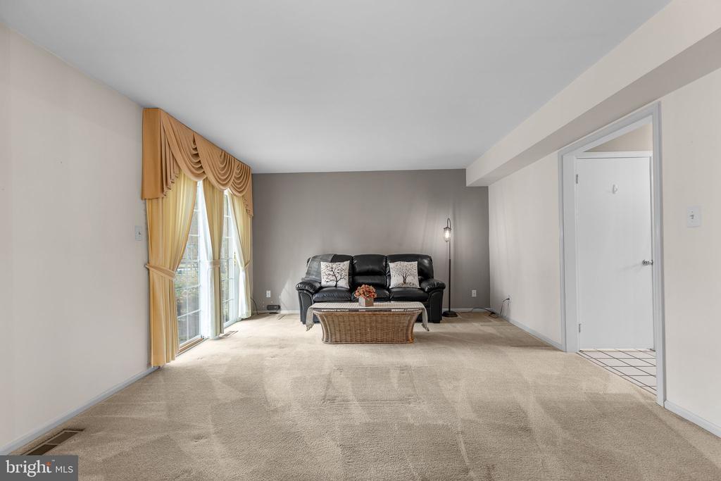12024 Torrey Pine Ct