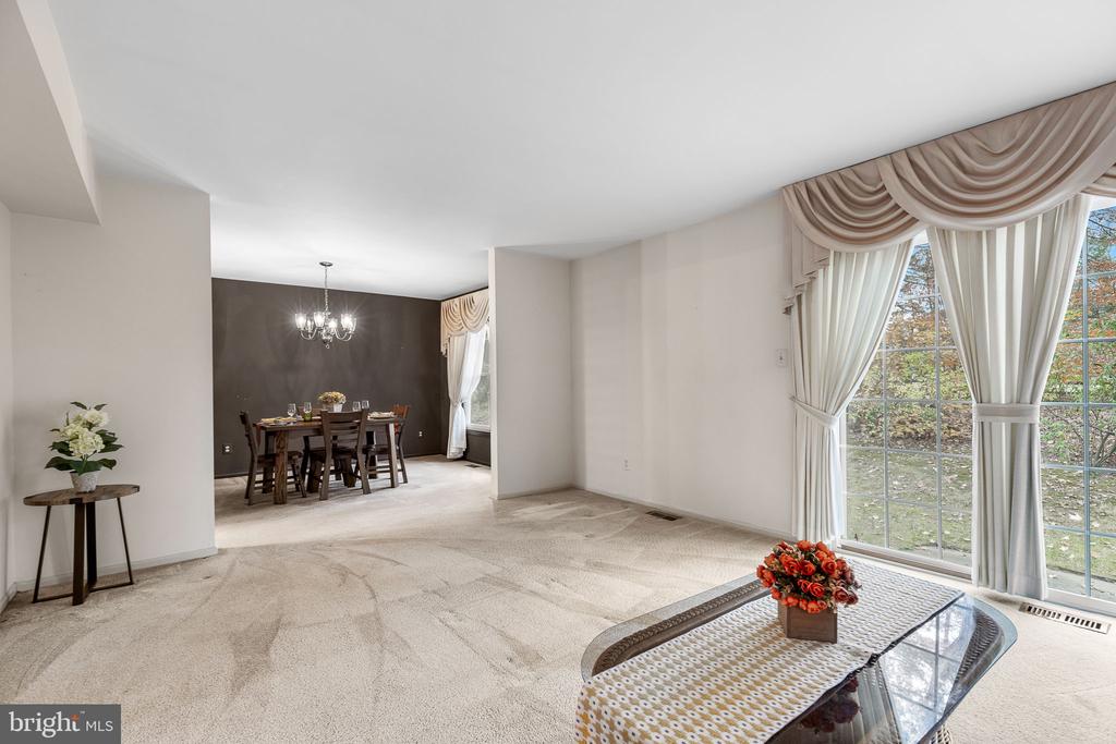 12024 Torrey Pine Ct