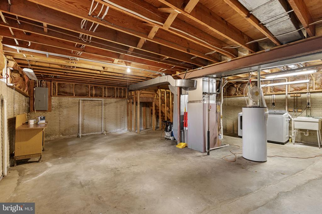 12024 Torrey Pine Ct