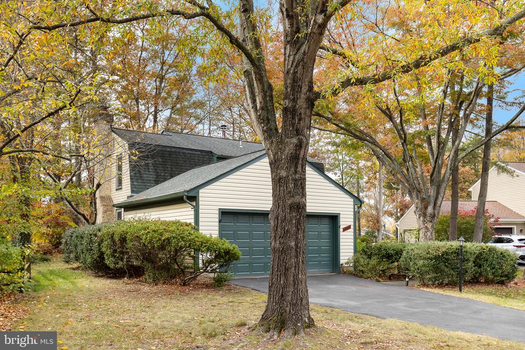 12024 Torrey Pine Ct