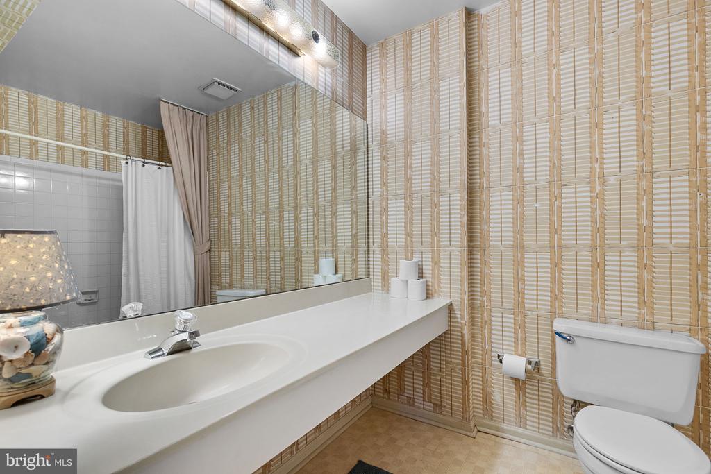 12024 Torrey Pine Ct