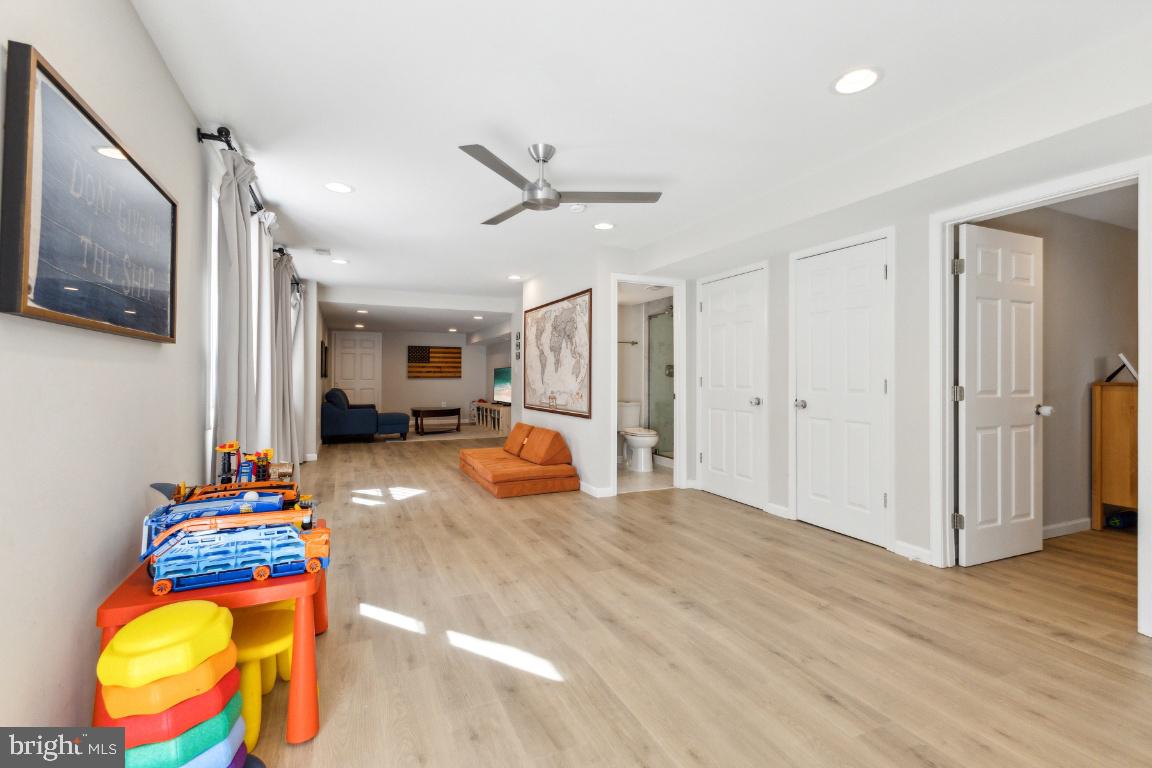 4277 Exeter Dr