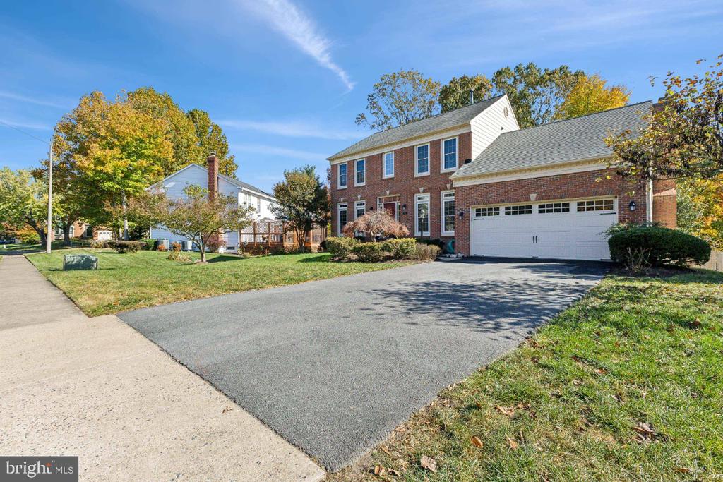 4277 Exeter Dr