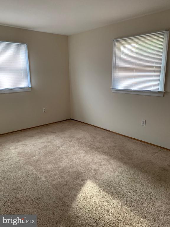 4634 EVANSDALE RD