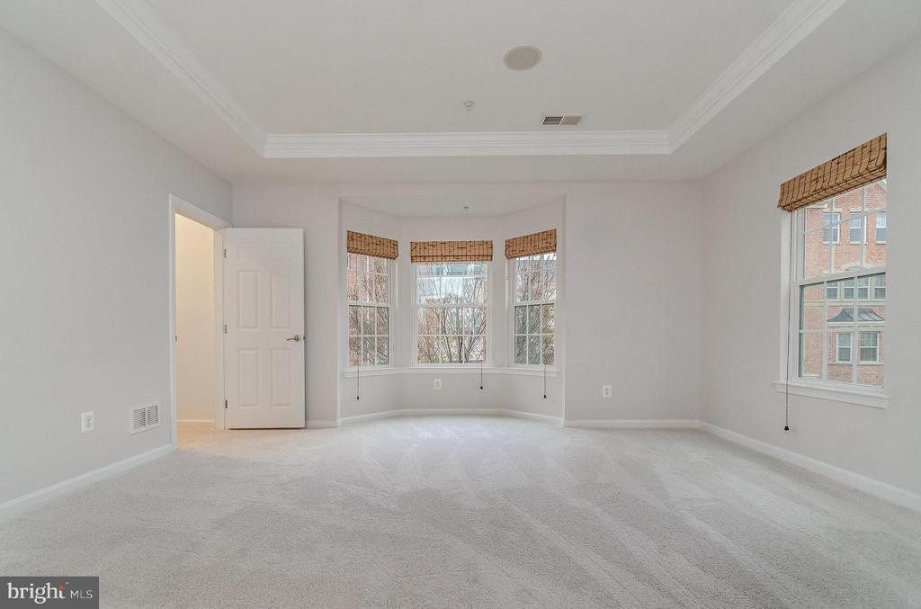 15167 Leicestershire St