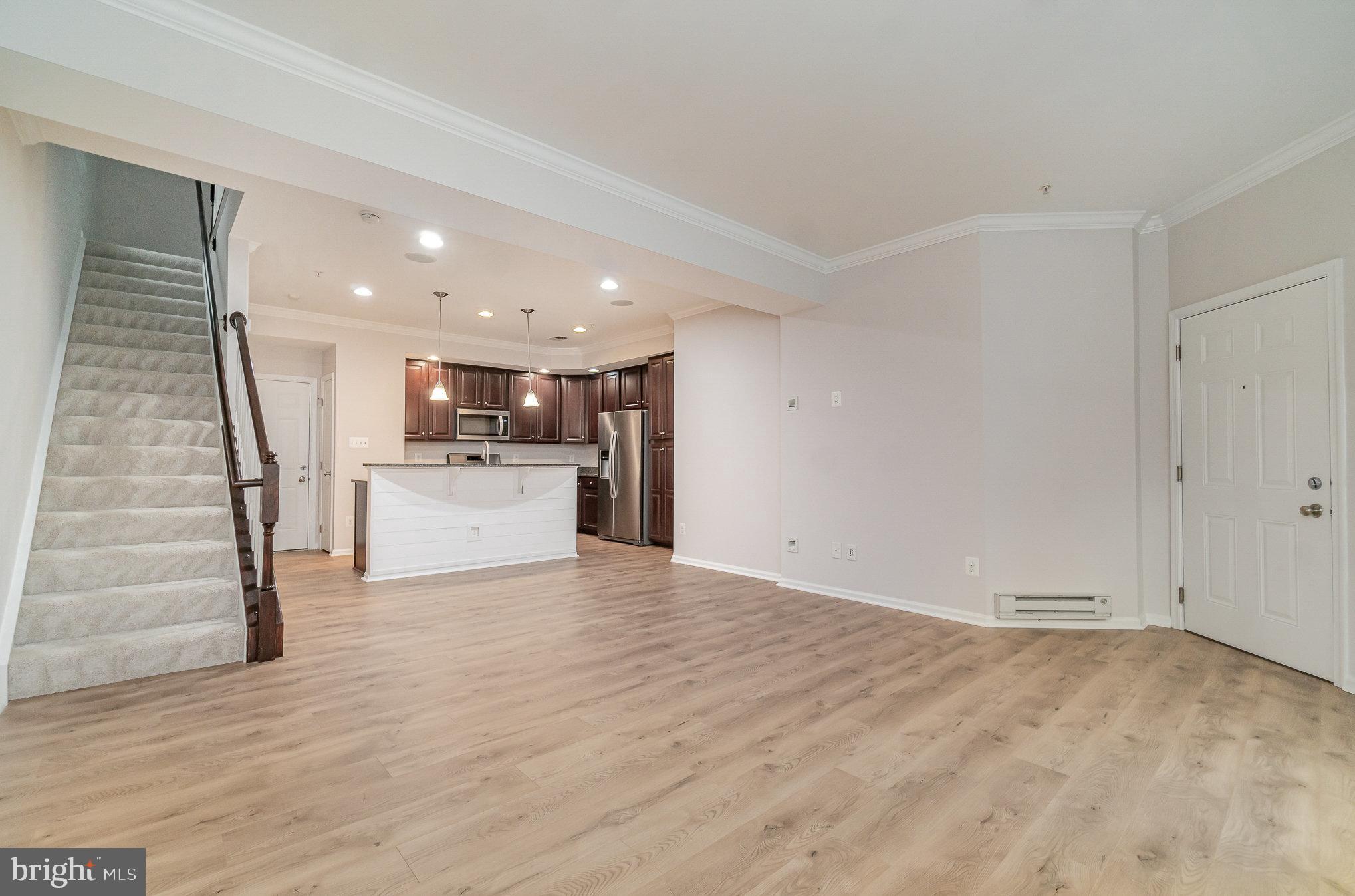 15167 Leicestershire St