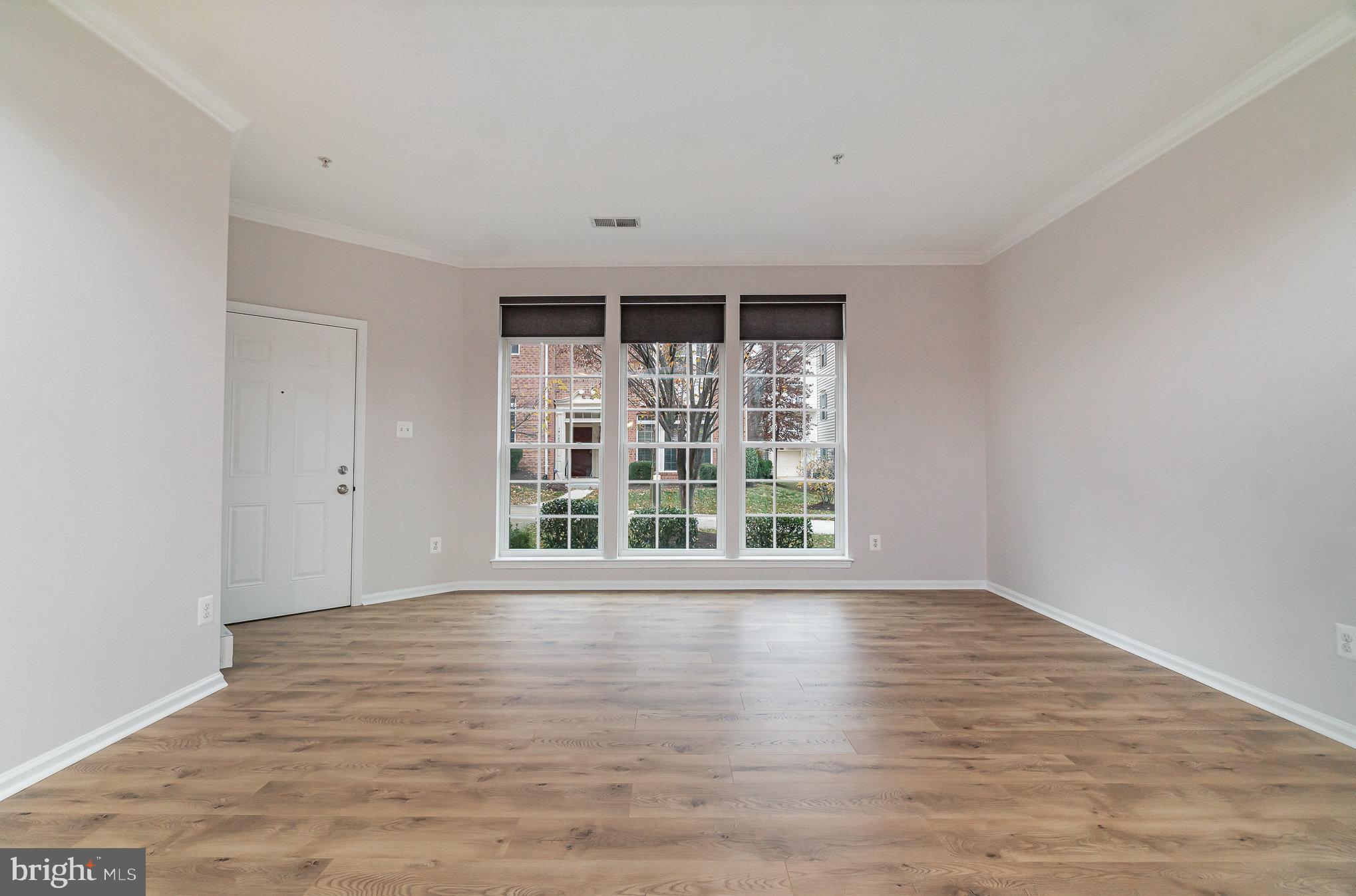 15167 Leicestershire St