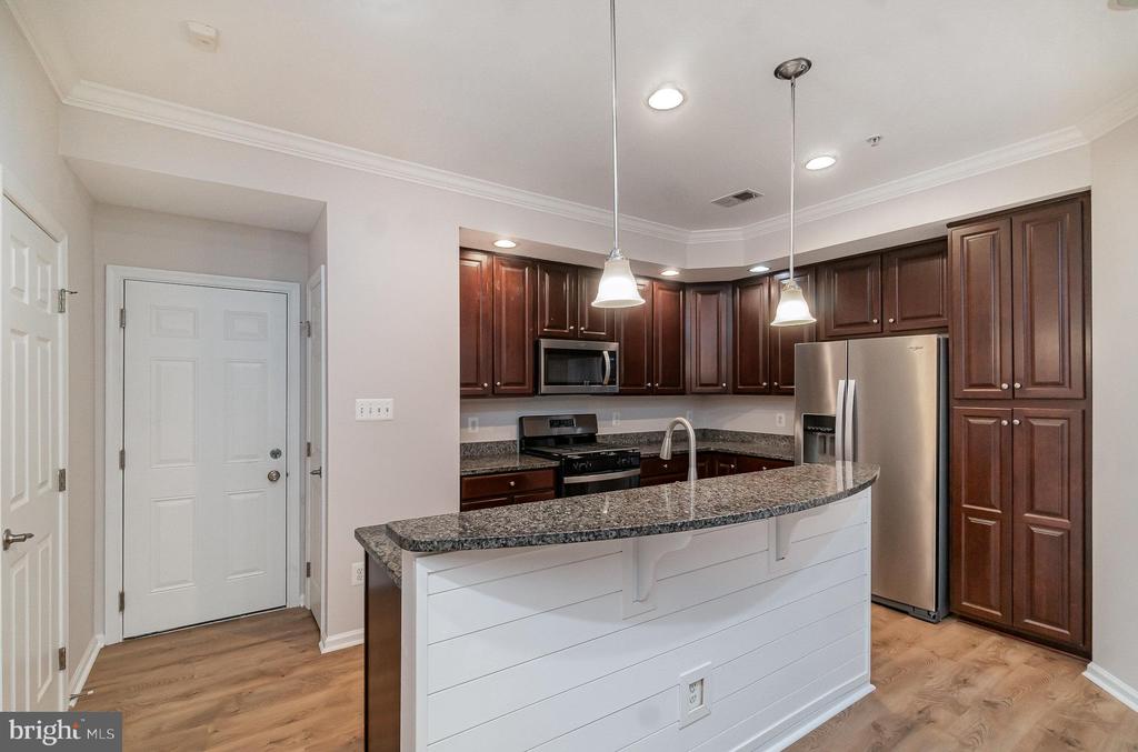 15167 Leicestershire St