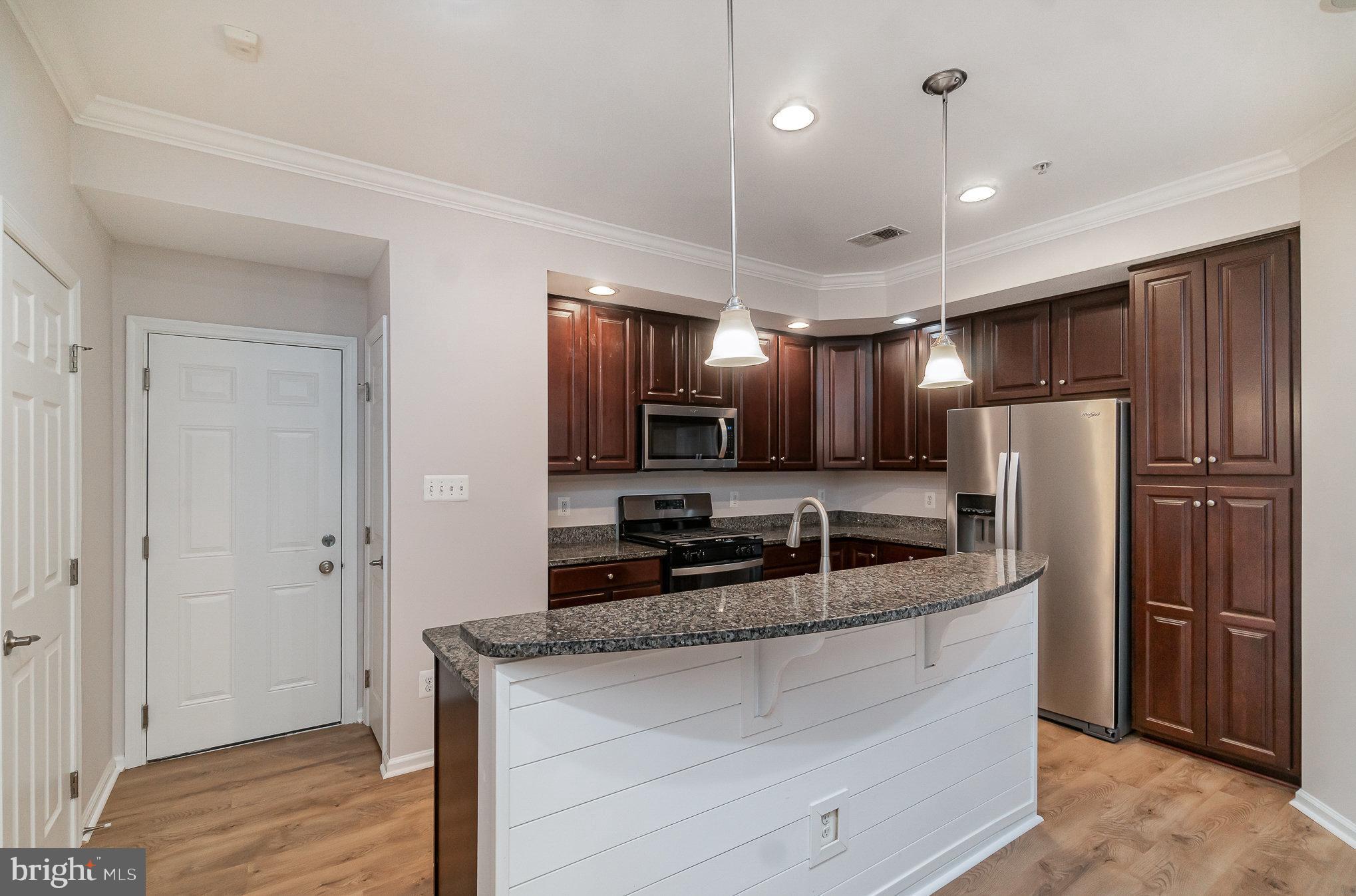 15167 Leicestershire St