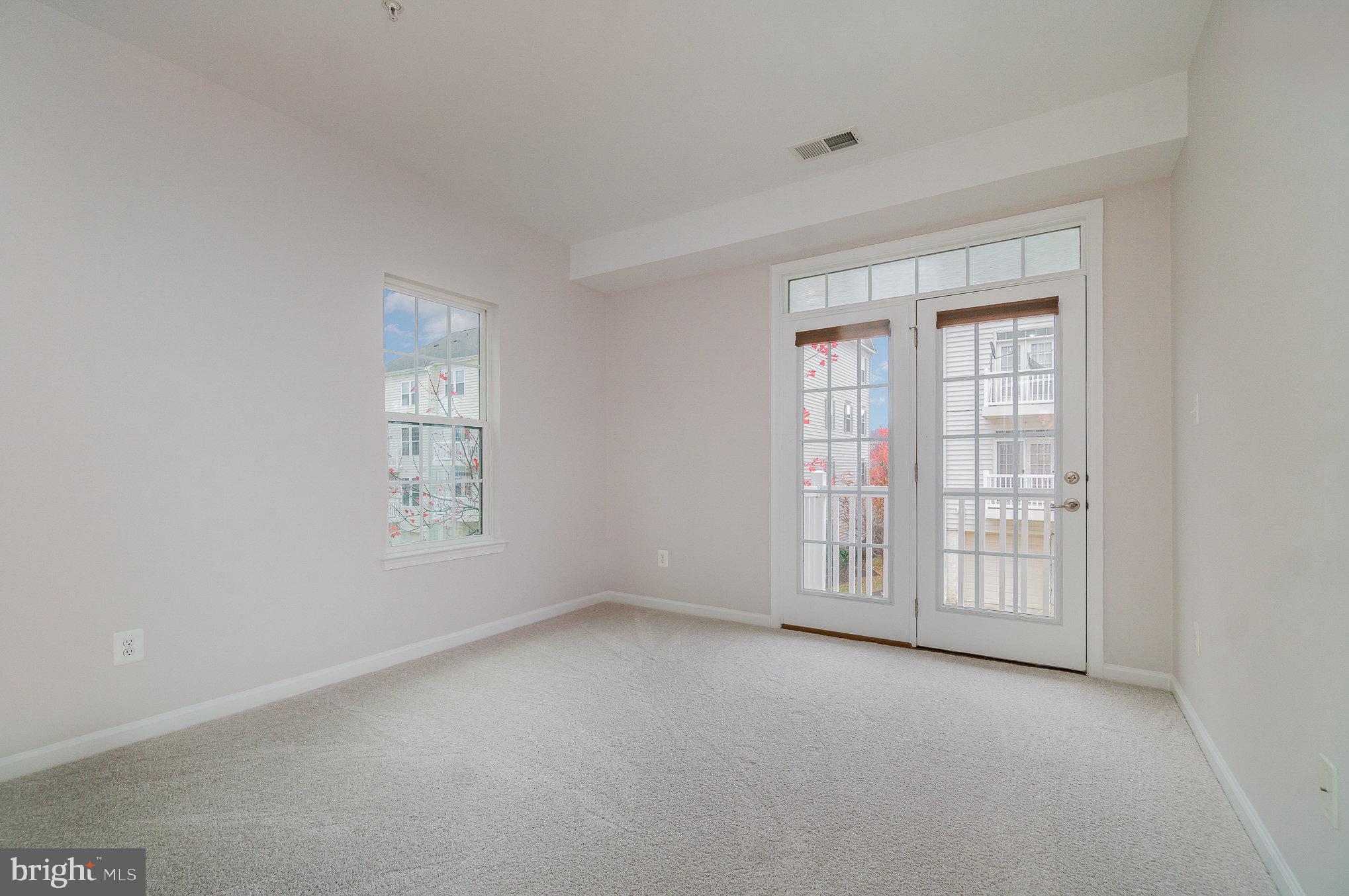 15167 Leicestershire St
