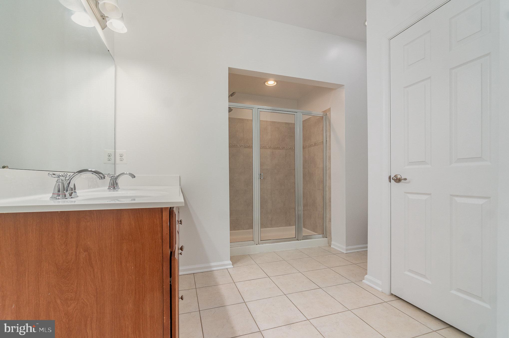 15167 Leicestershire St